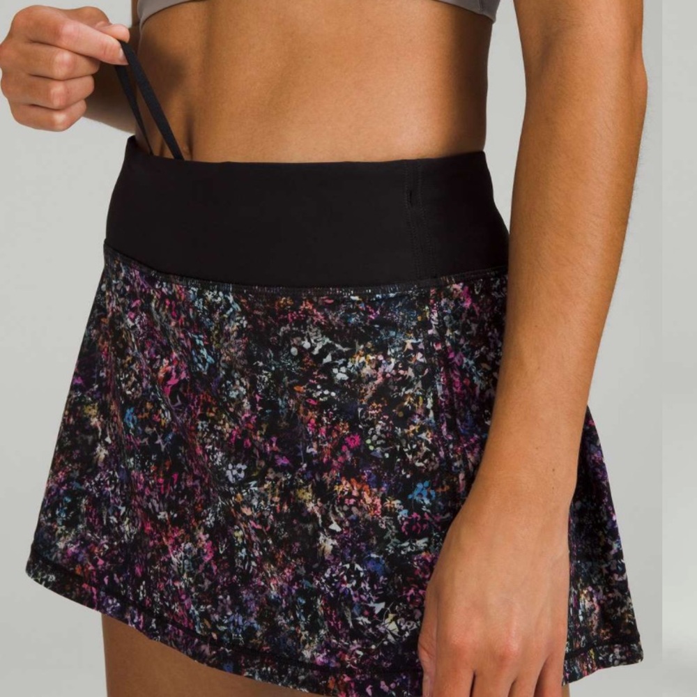 lululemon athletica Black and Multicolor Mini Skirt